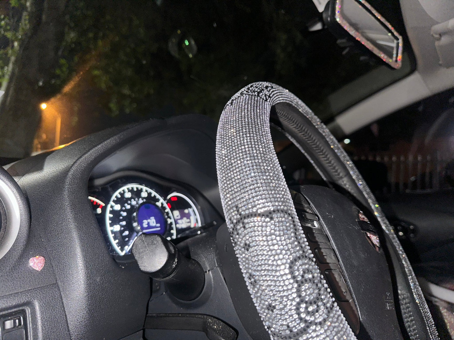 Steerig Wheel Cover bling rhinestones silver - Fashion Car Inc